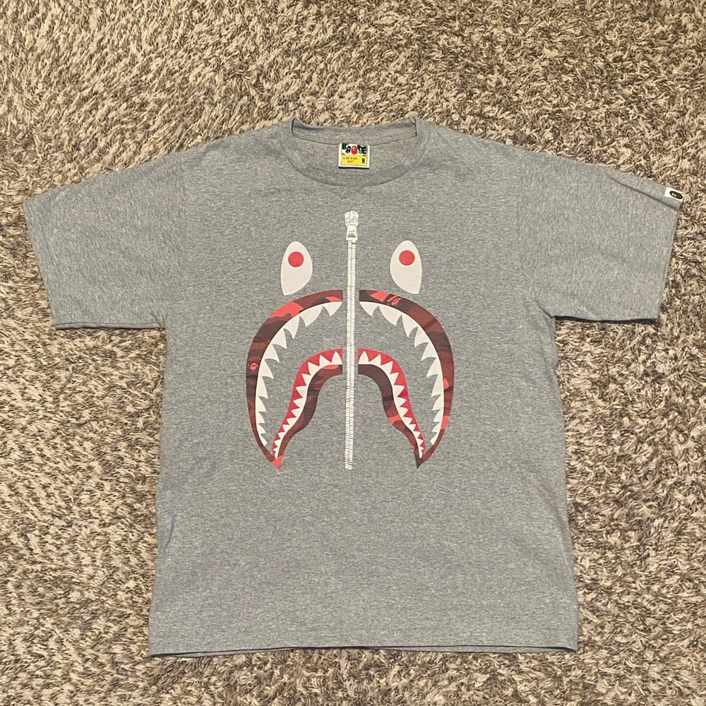 Bape Red Color Shark Short Sleeve T-shirt Gray Size M